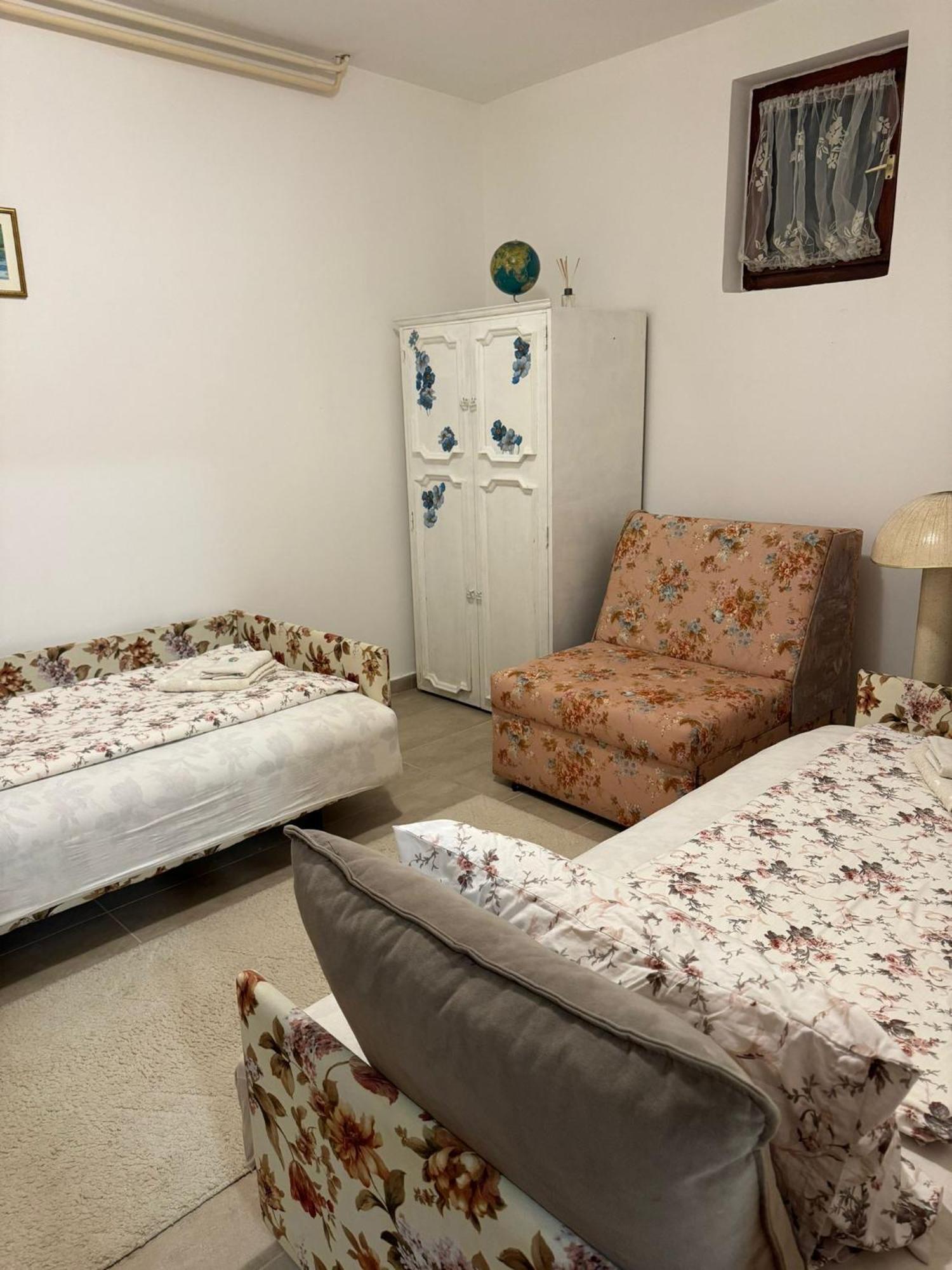 Nela Apartmani Ниш Экстерьер фото