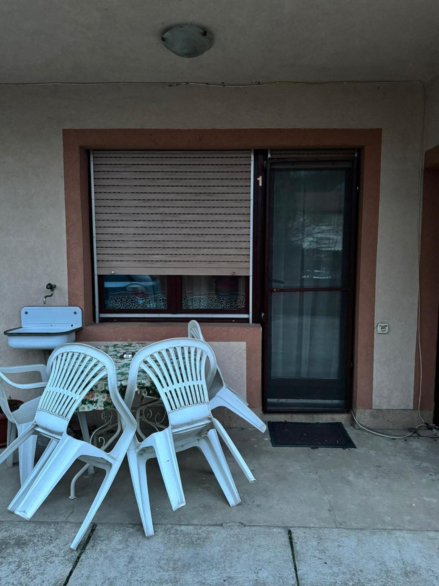 Nela Apartmani Ниш Экстерьер фото