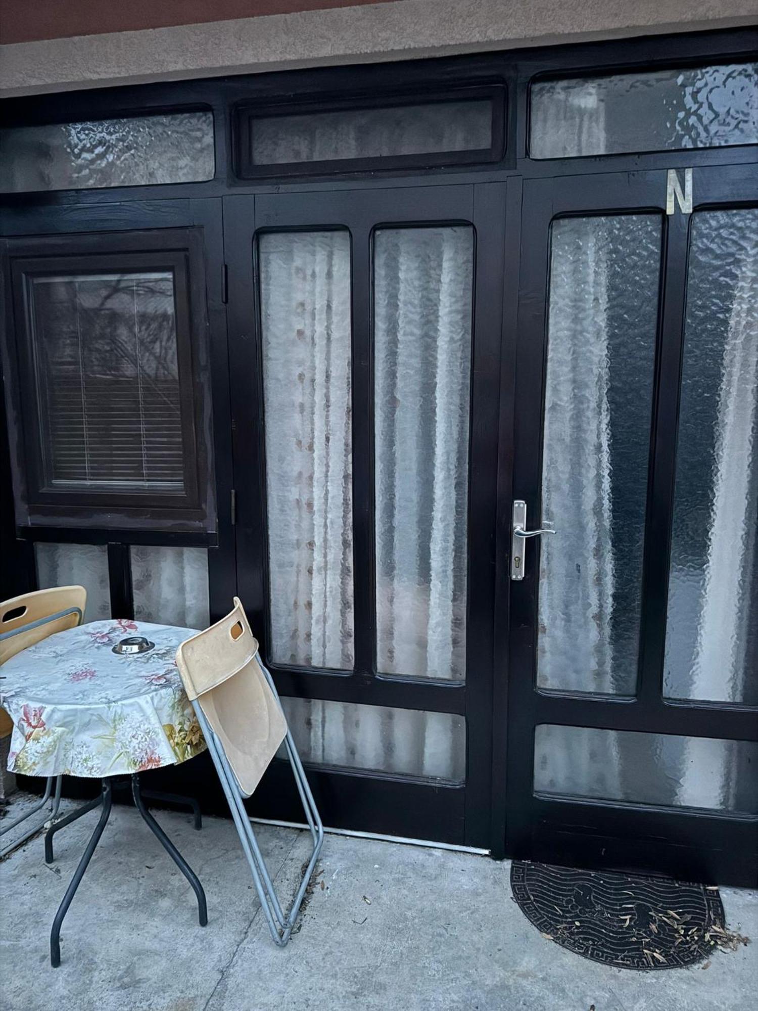 Nela Apartmani Ниш Экстерьер фото