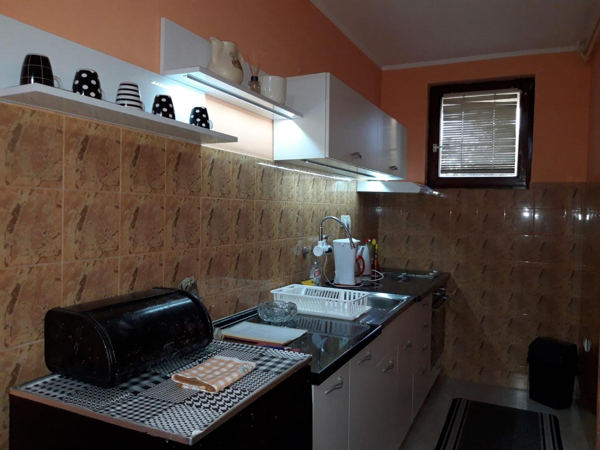 Nela Apartmani Ниш Экстерьер фото