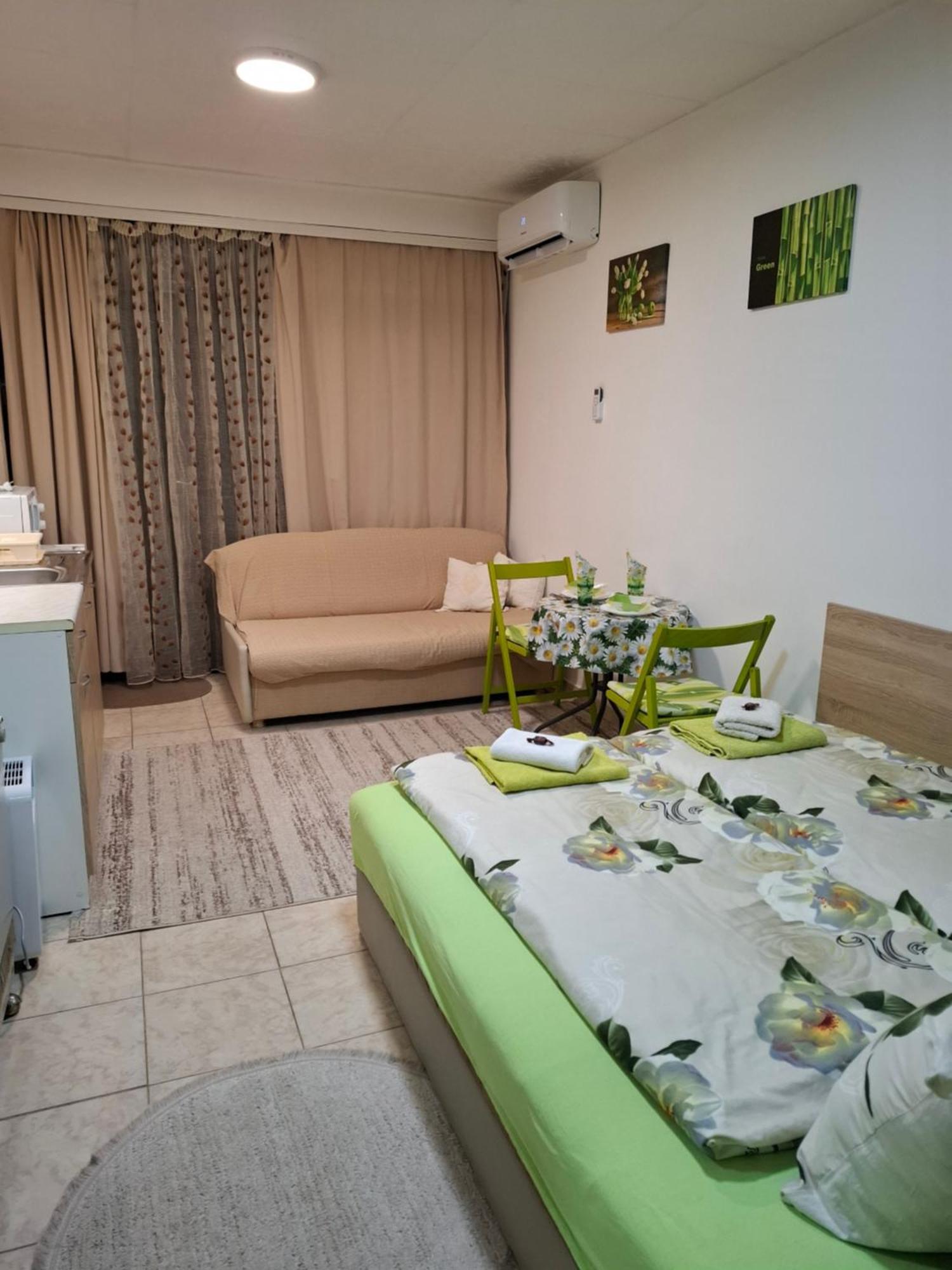 Nela Apartmani Ниш Экстерьер фото