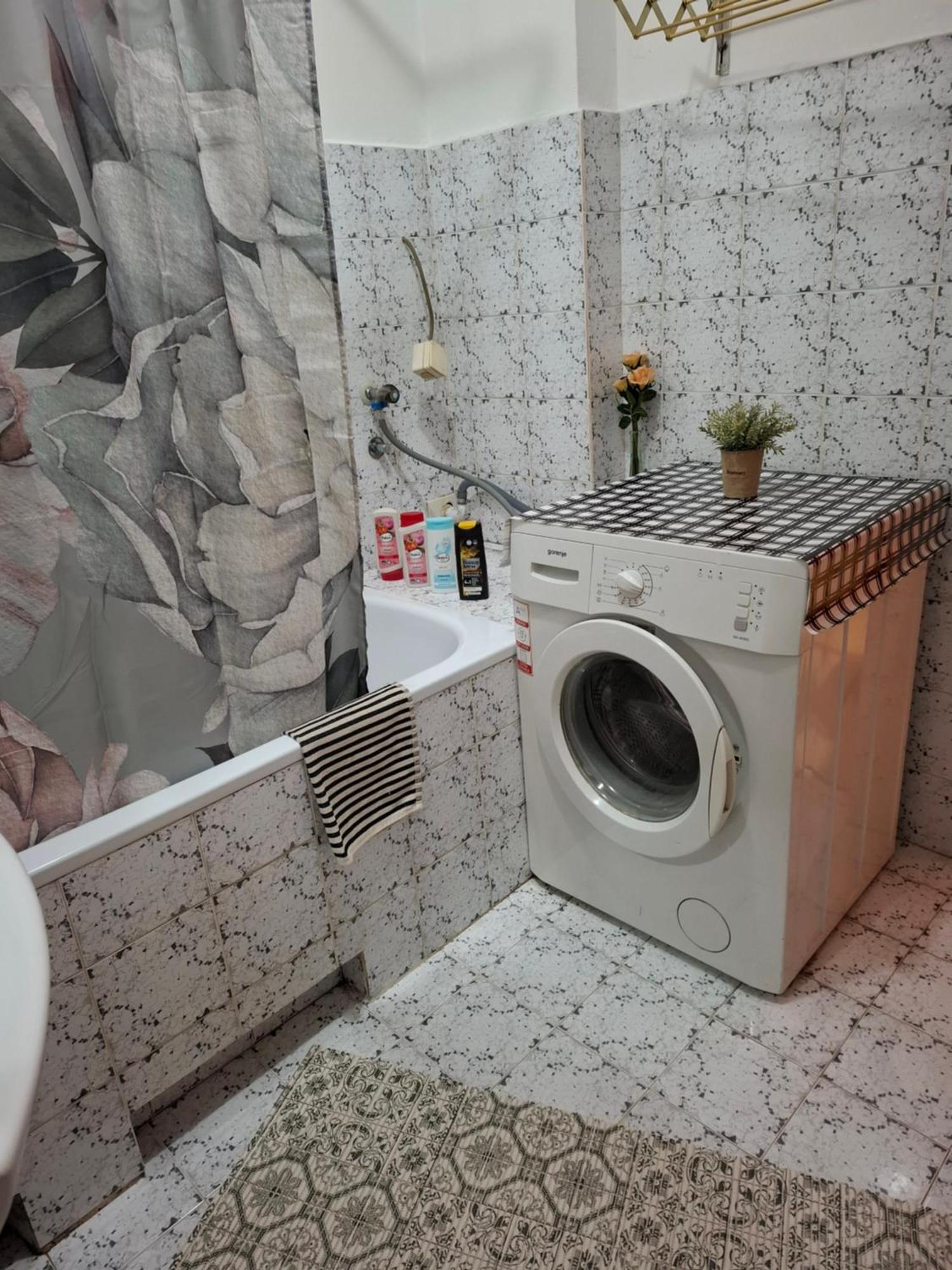 Nela Apartmani Ниш Экстерьер фото