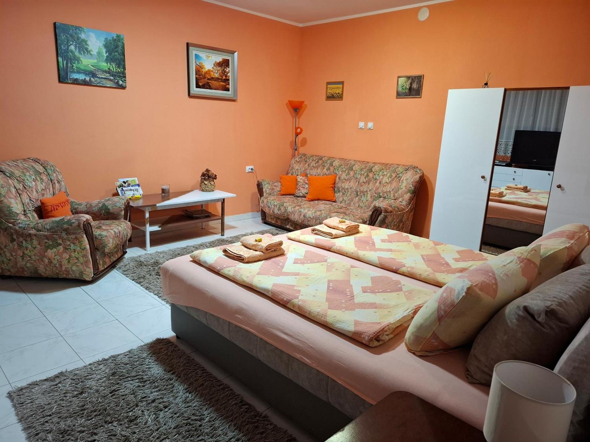 Nela Apartmani Ниш Экстерьер фото